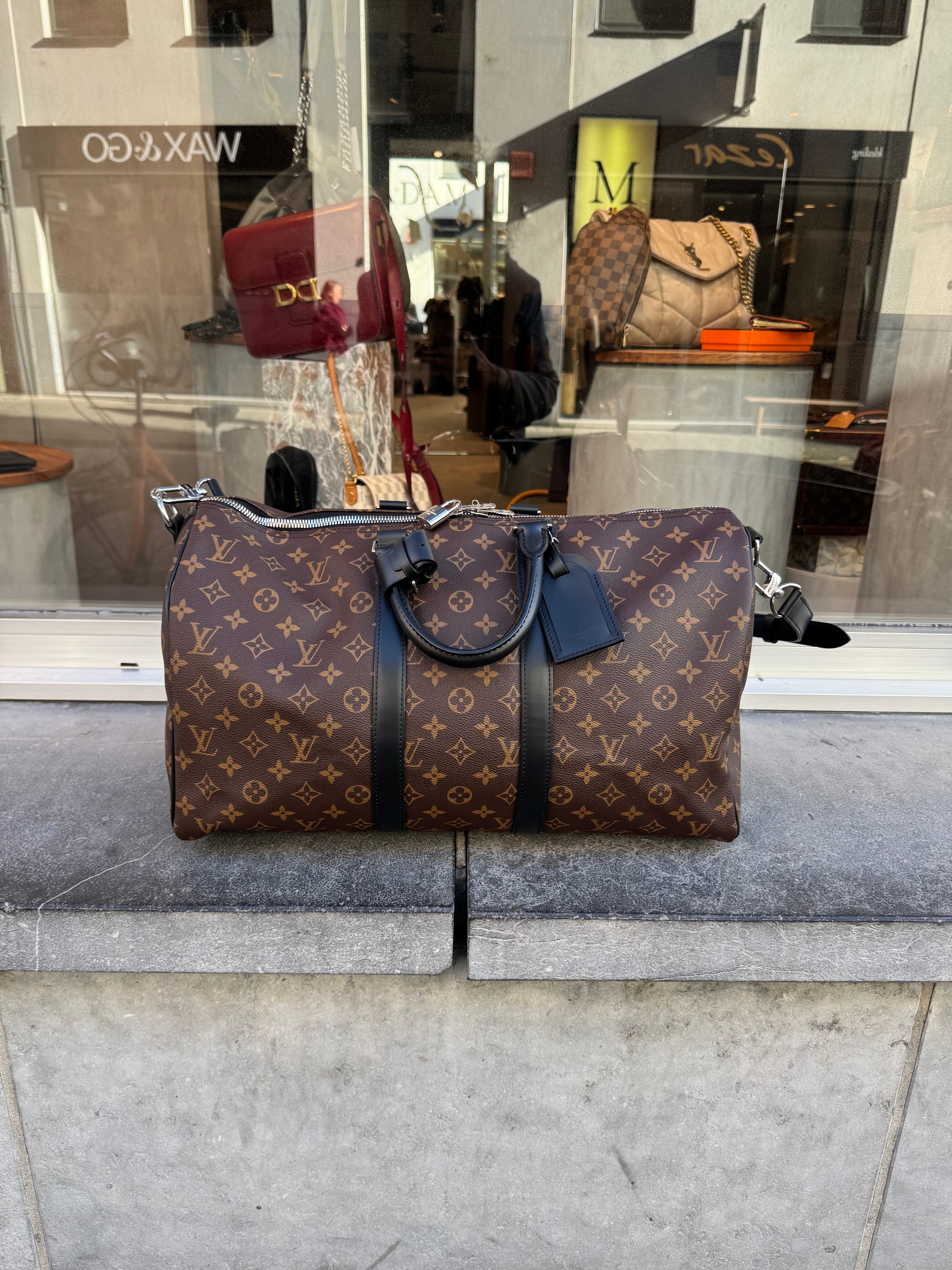 Louis Vuitton Keepall Bandoulière 45 – Monogram Macassar