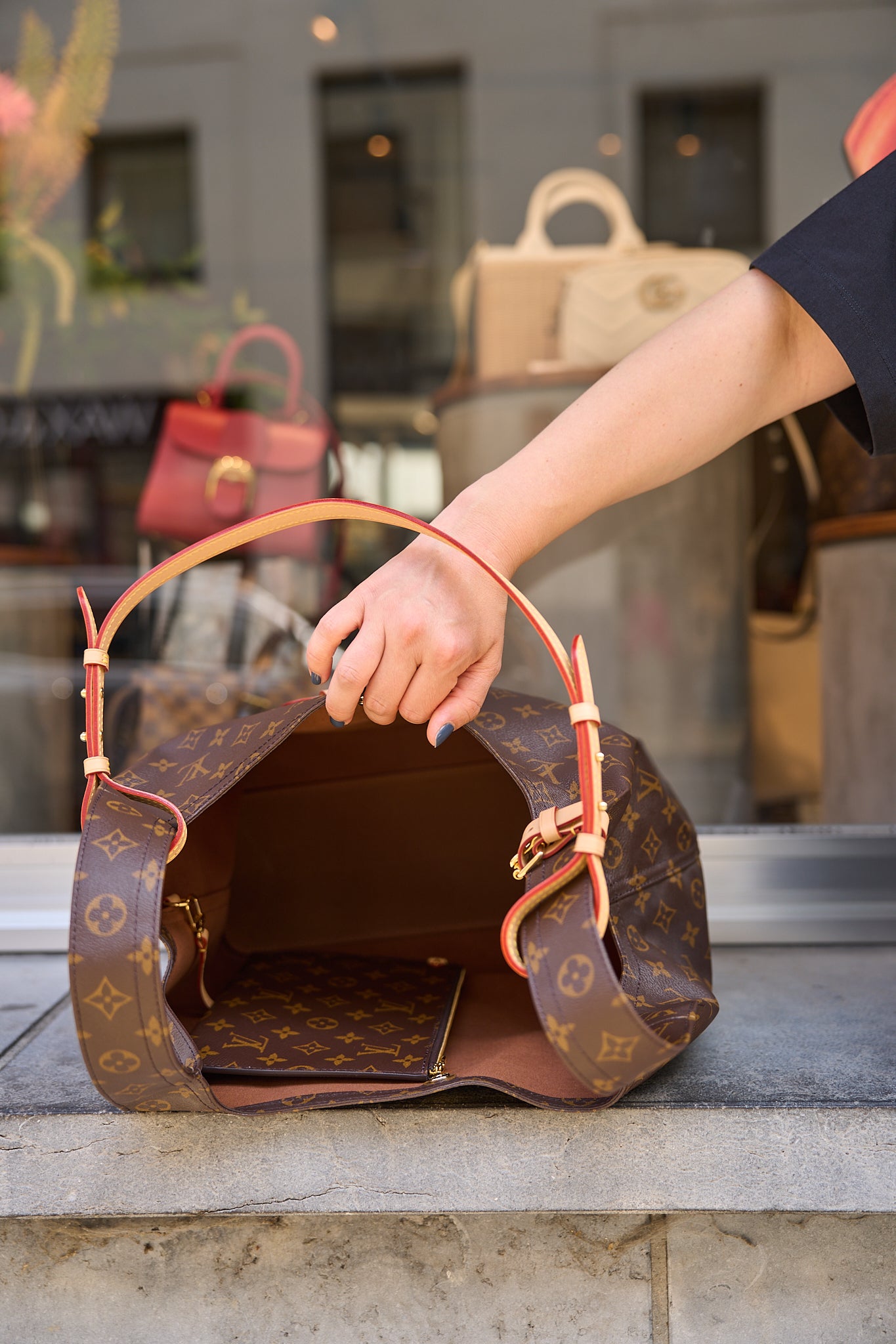 Louis Vuitton Monogram Atlantis GM