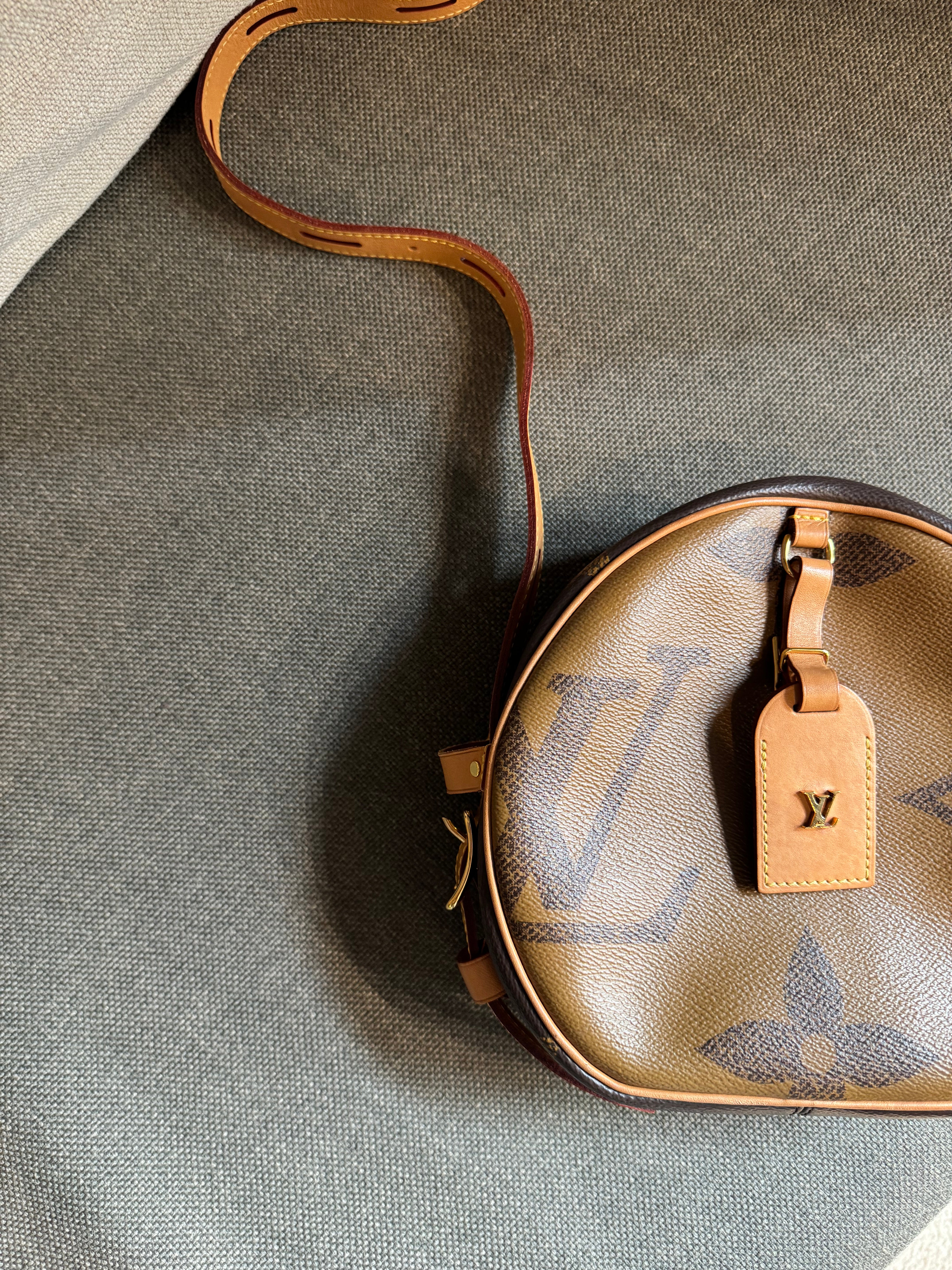 Louis Vuitton Monogram Boîte Chapeau MM Bag