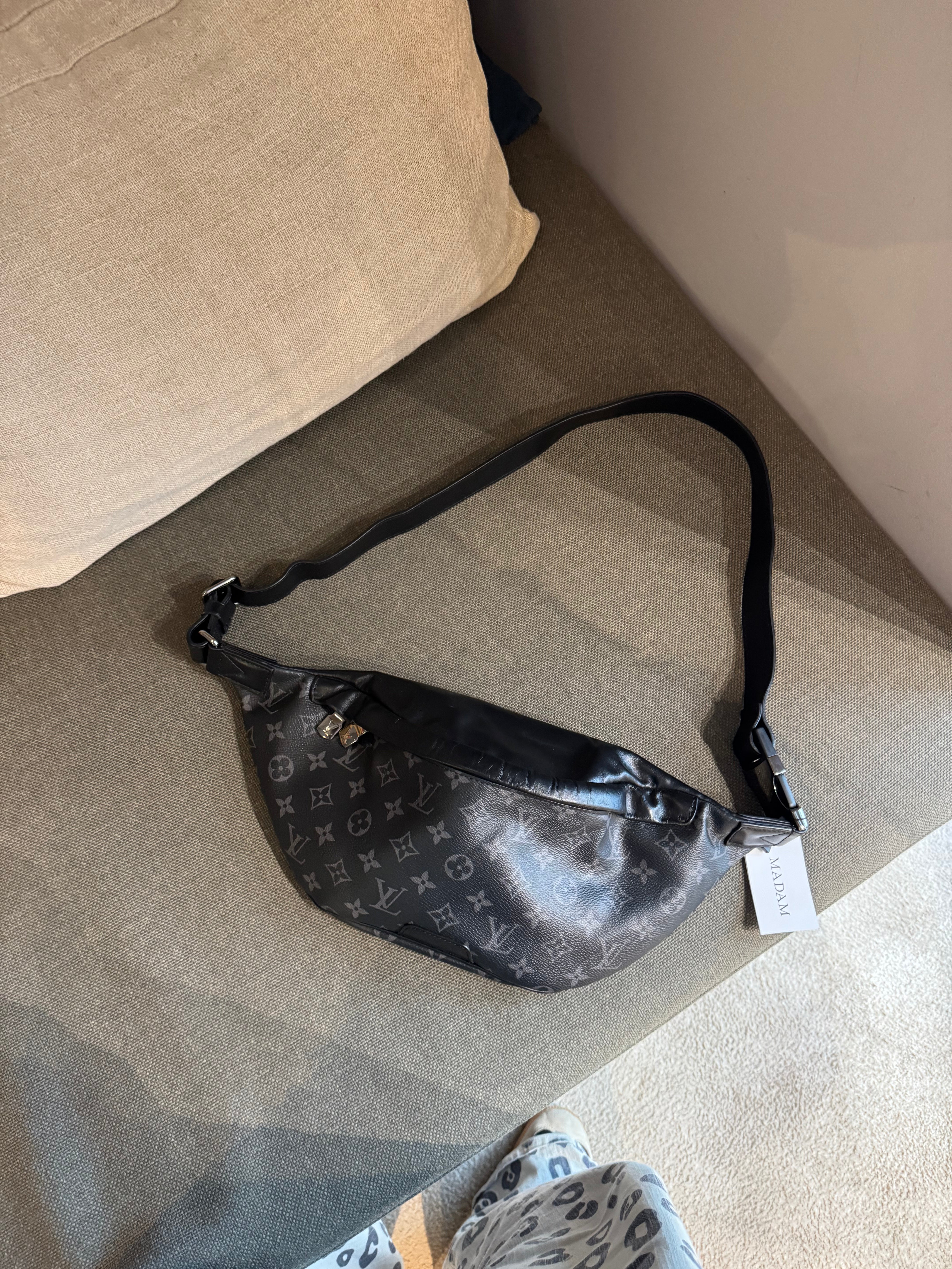 Louis Vuitton Monogram Bumbag GM