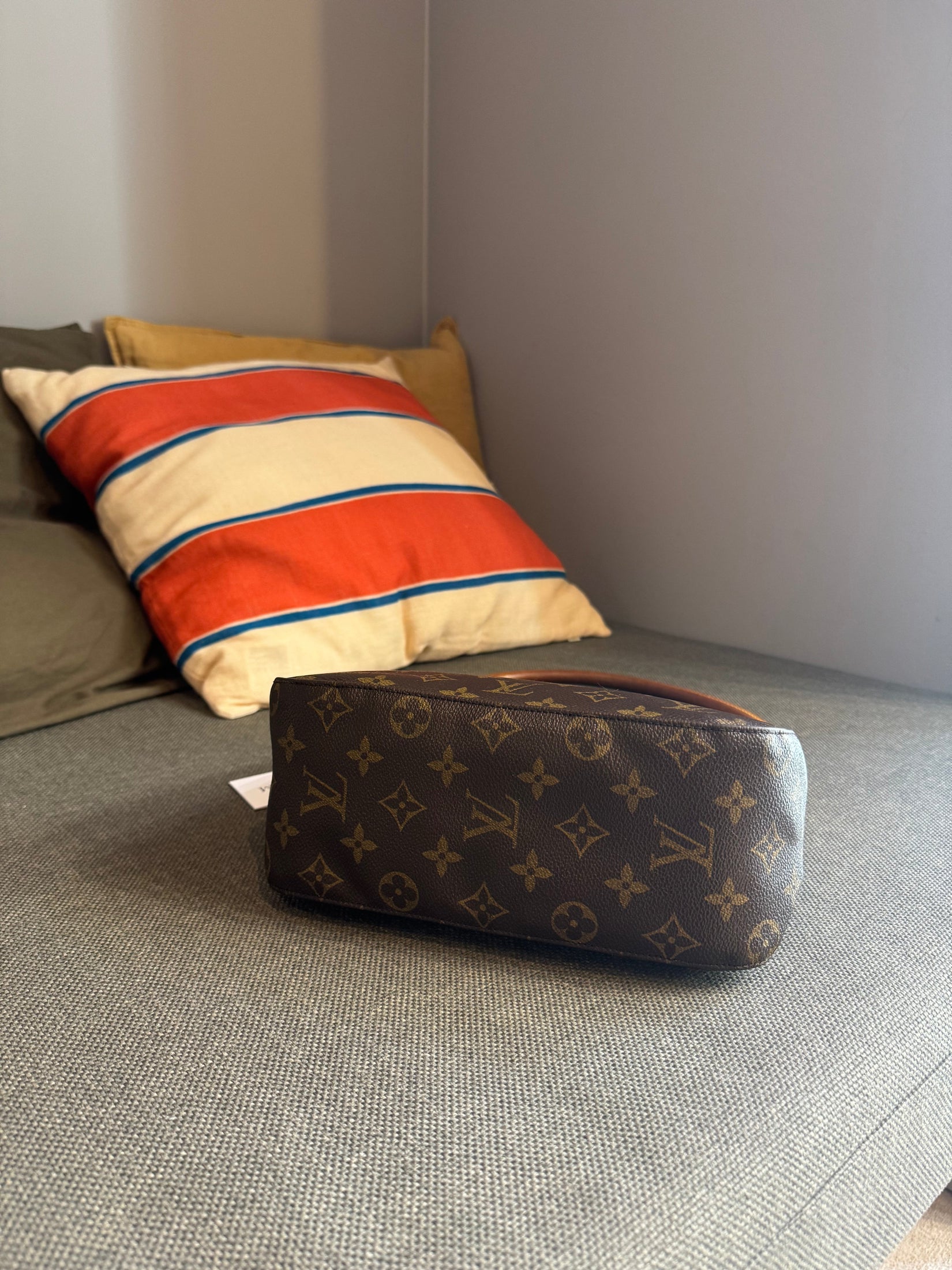 Louis Vuitton Monogram Vintage Looping Shoulder Bag