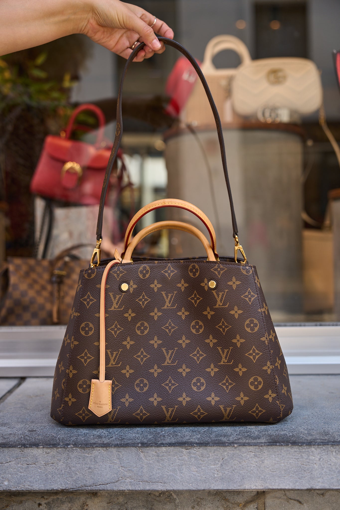 Louis Vuitton Montaigne MM