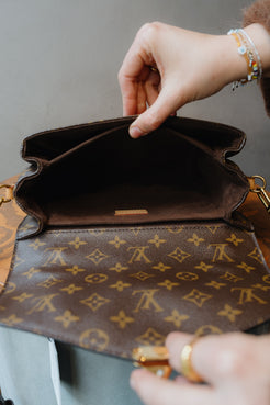 Louis Vuitton Pochette Métis Bag