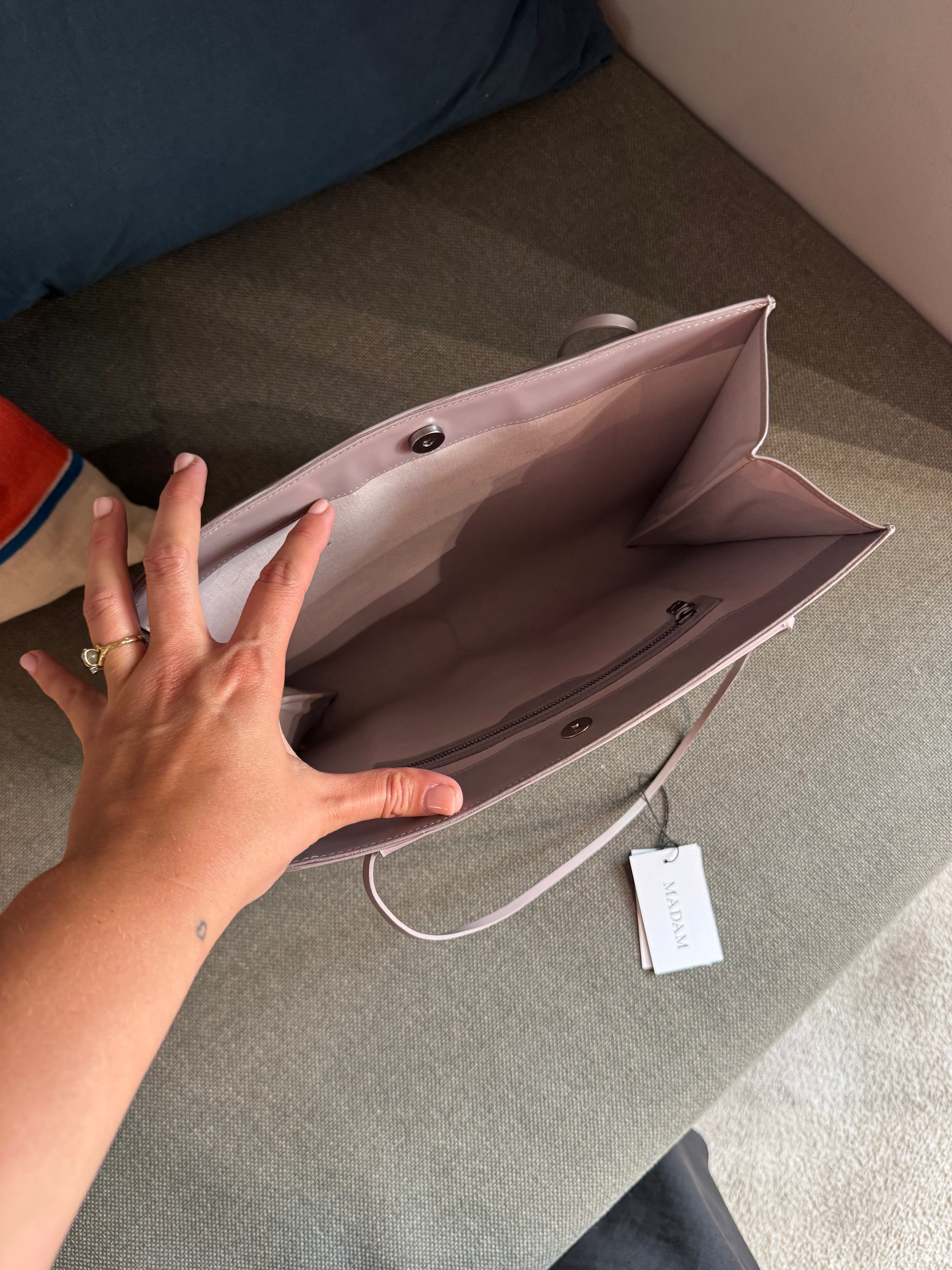 Louis Vuitton Saint Tropez Epi Bag Taupe