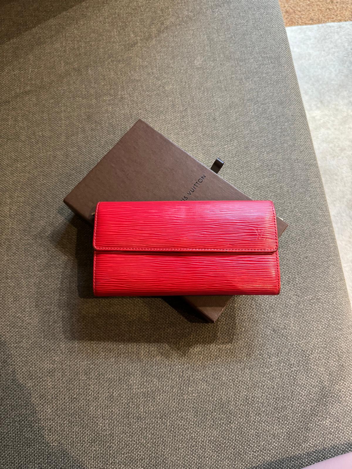 Louis Vuitton Sarah Red Epi Leather Wallet