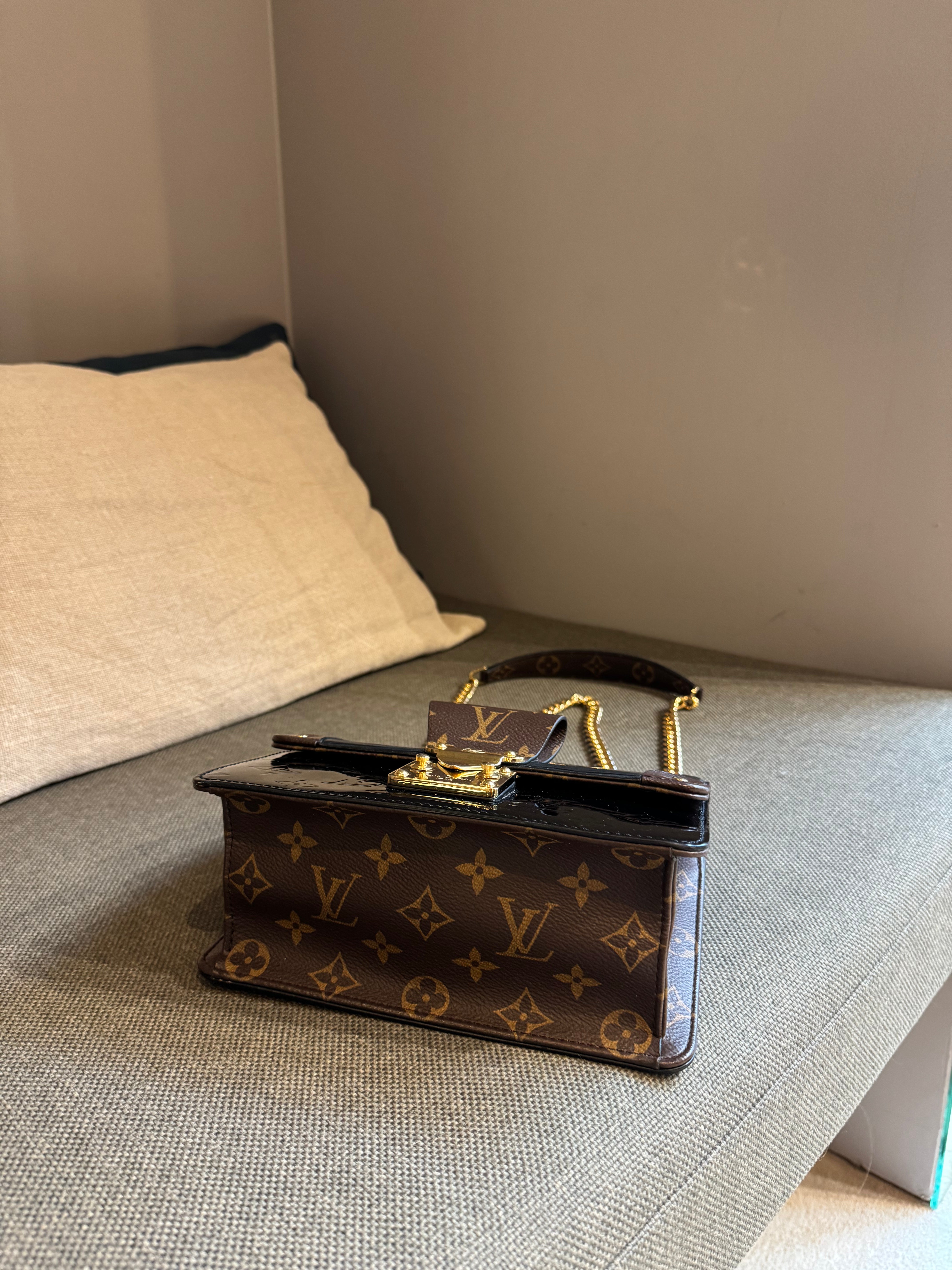 Louis Vuitton Wynwood Bag
