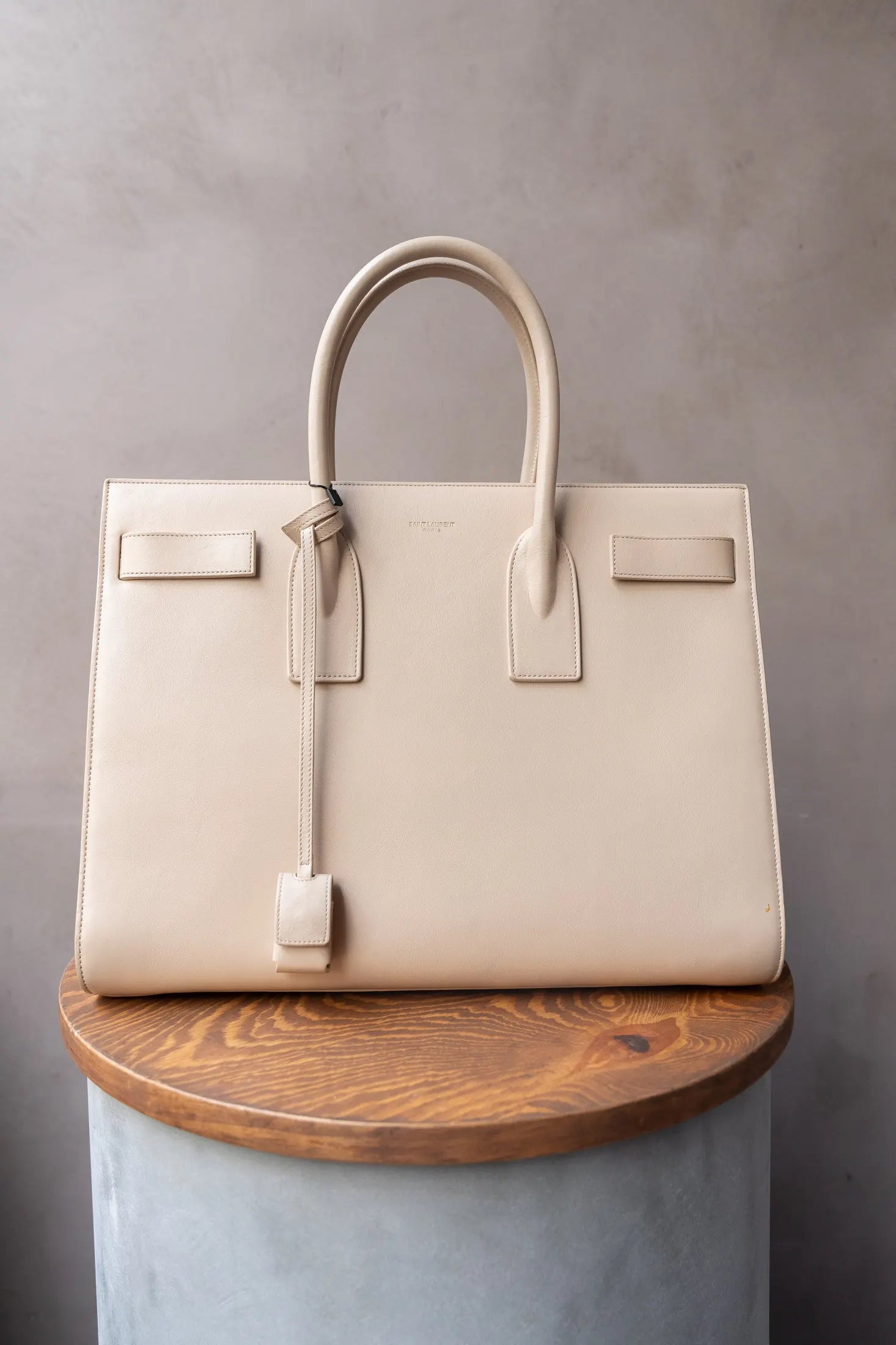 Saint Laurent Sac De Jour Beige